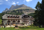 Lago di Carezza (Karersee), Val di Fassa – Vendo proprietà di 2 settimane centrali di Luglio in residence Golf Hotel Carezza – Appartamento di 5 posti letto, balcone panoramico, a 1740 mt di altitudine